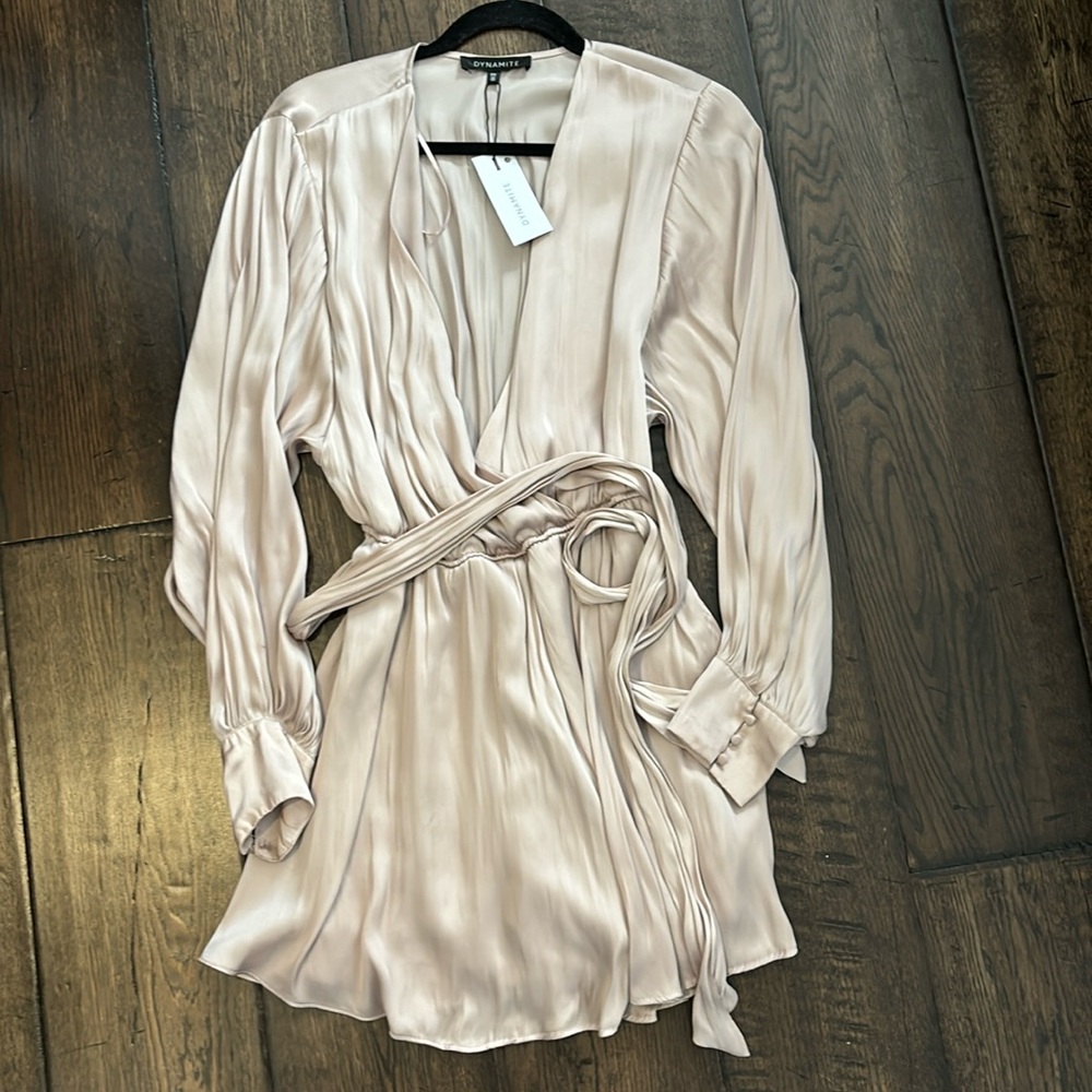 DYNAMITE Romper